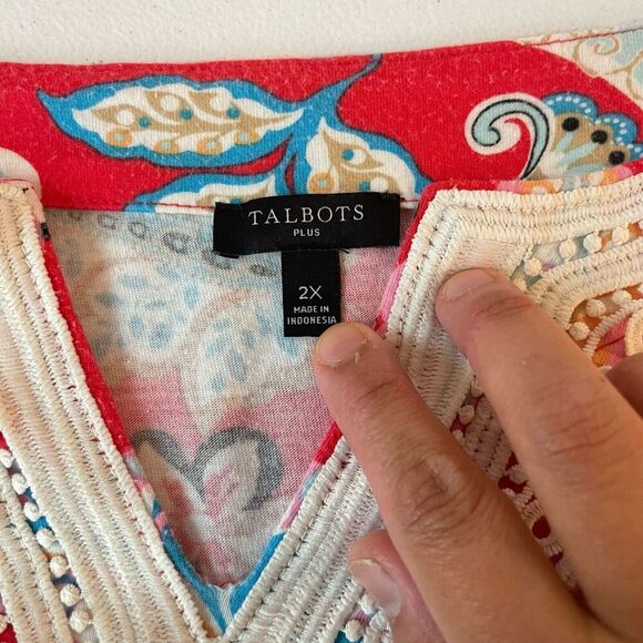 Tablots Womens Blouse Plus 2x Red Floral Paisley Peasant Bohemian Vneck Crochet - Picture 7 of 10
